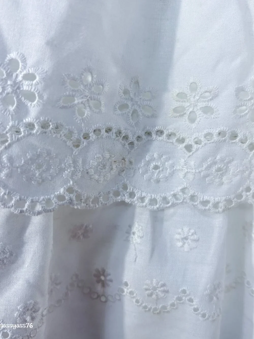 ▪️VTG▪️JONI J▪️70s Size 1T White Smocked Chest Tiered Eyelet Cotton Blend Dress